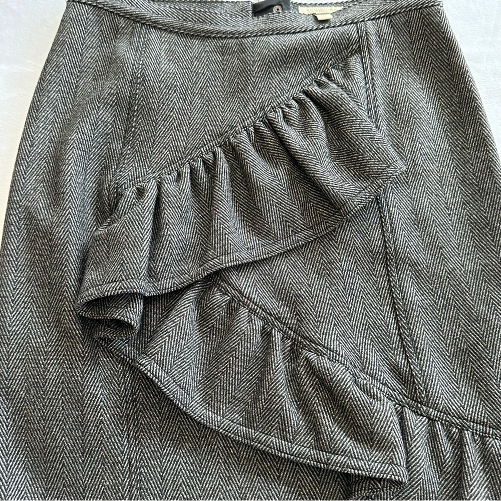 Burberry skirt - Picture 1 of 4